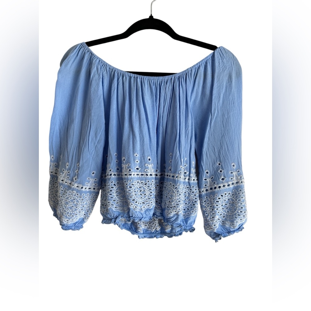 Forever 21 Light Blue Off-Shoulder Romantic Hamptons Crop Blouse Eyelet Detail